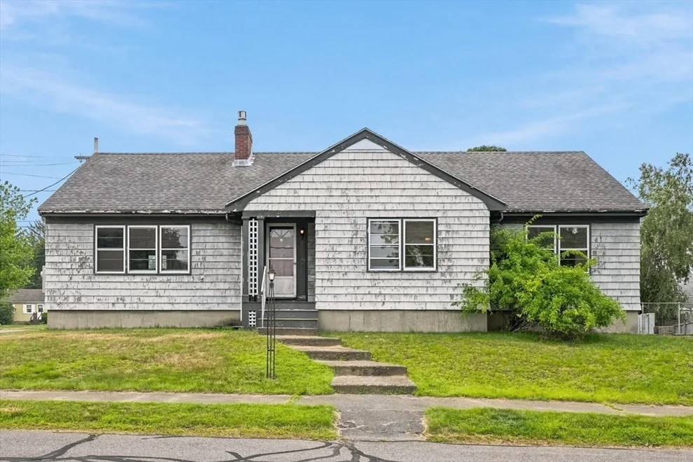 Unit for sale at 21 North Shore Ave, Danvers, MA 01923