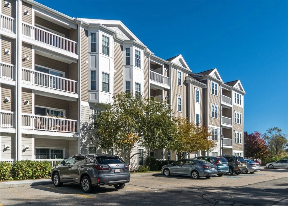 Unit for sale at 132 Clocktower Drive, Waltham, MA 02452