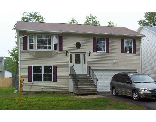 Unit for sale at 137 Barre St, Springfield, MA 01119