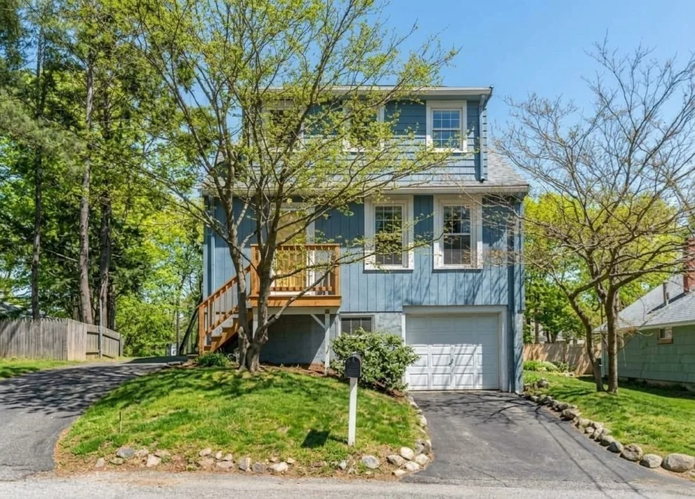 Unit for sale at 76 E Shore Rd, Holbrook, MA 02343