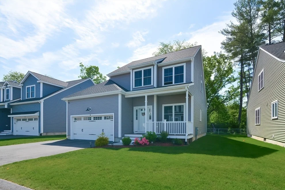 Unit for sale at 3 Brown Bear Ln, Milford, MA 01757