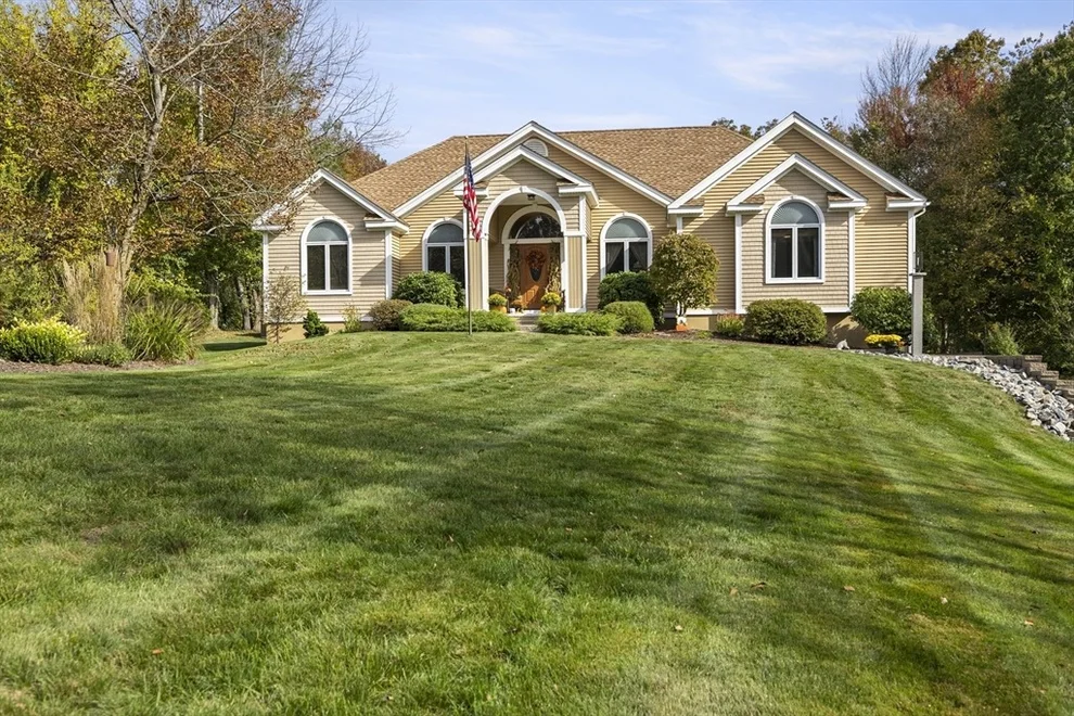 Unit for sale at 21 Thompson Pond Rd, Spencer, MA 01562