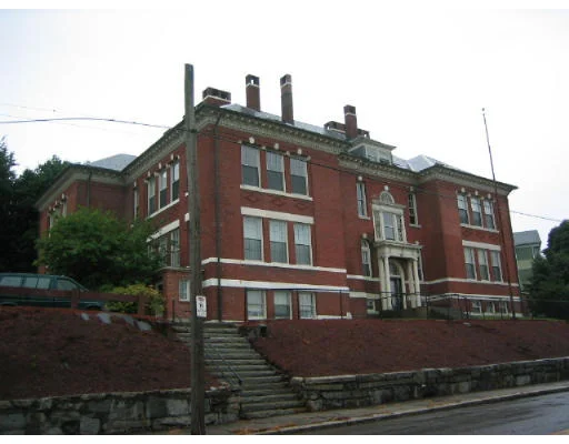 Unit for sale at 926 Southbridge St, Worcester, MA 01610