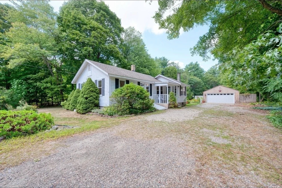Unit for sale at 13 Crescent St, Plympton, MA 02367