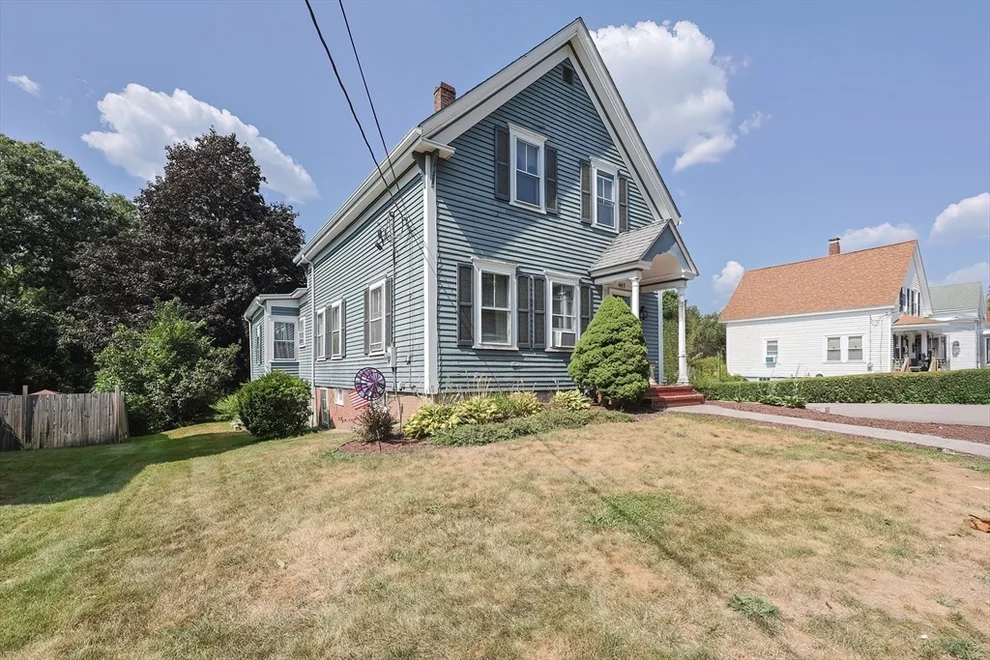 Unit for sale at 443 W Britannia Street, Taunton, MA 02780