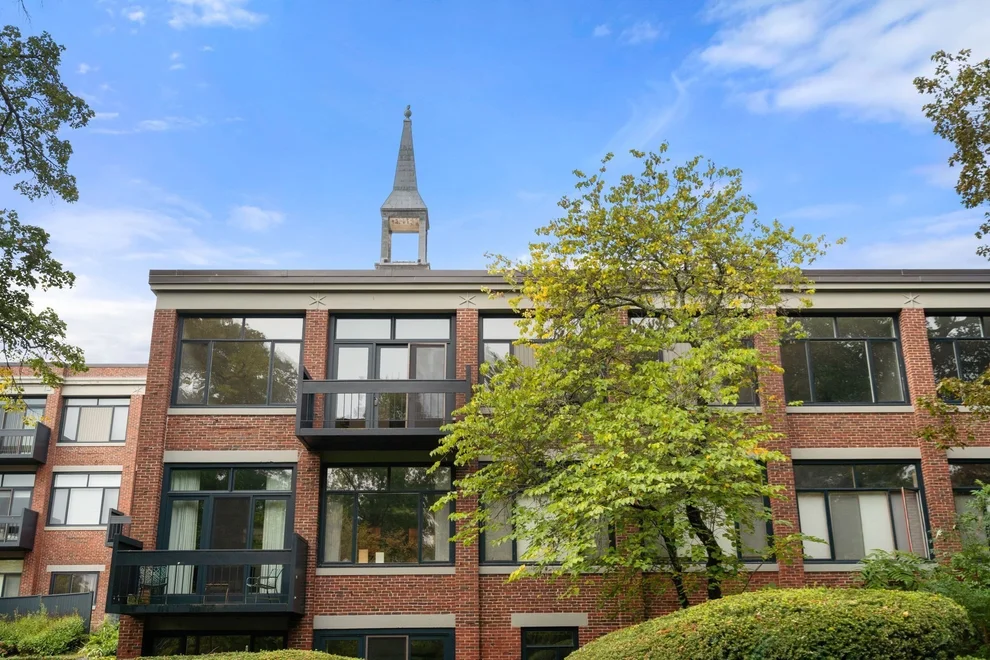 100 Keyes Road