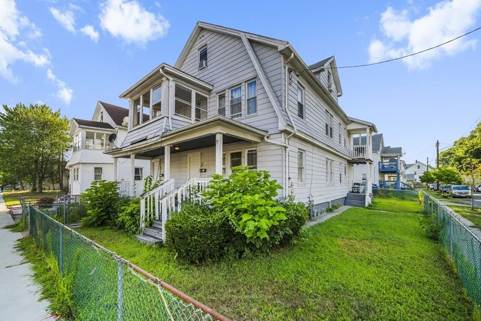 Unit for sale at 708-710 Carew St, Springfield, MA 01104