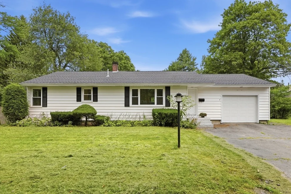 Unit for sale at 17 Everett St Extension, Fitchburg, MA 01420