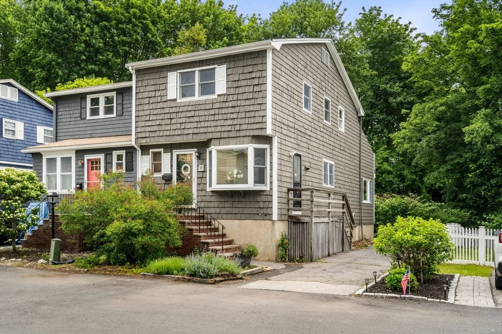Unit for sale at 18 Lincoln Park, Marblehead, MA 01945
