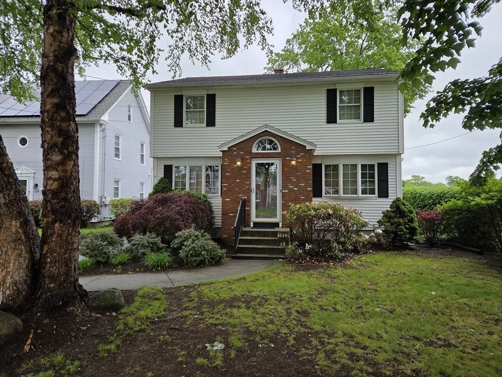 Unit for sale at 1451-1453 Carew St, Springfield, MA 01104