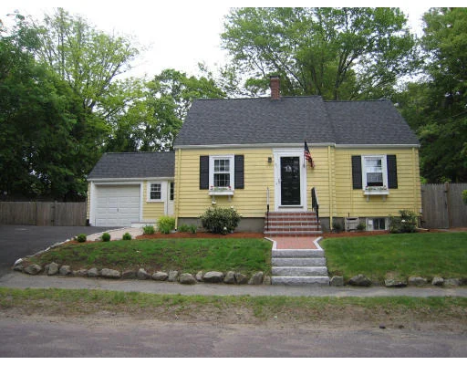 Unit for sale at 51 Bond Street, Reading, MA 01867