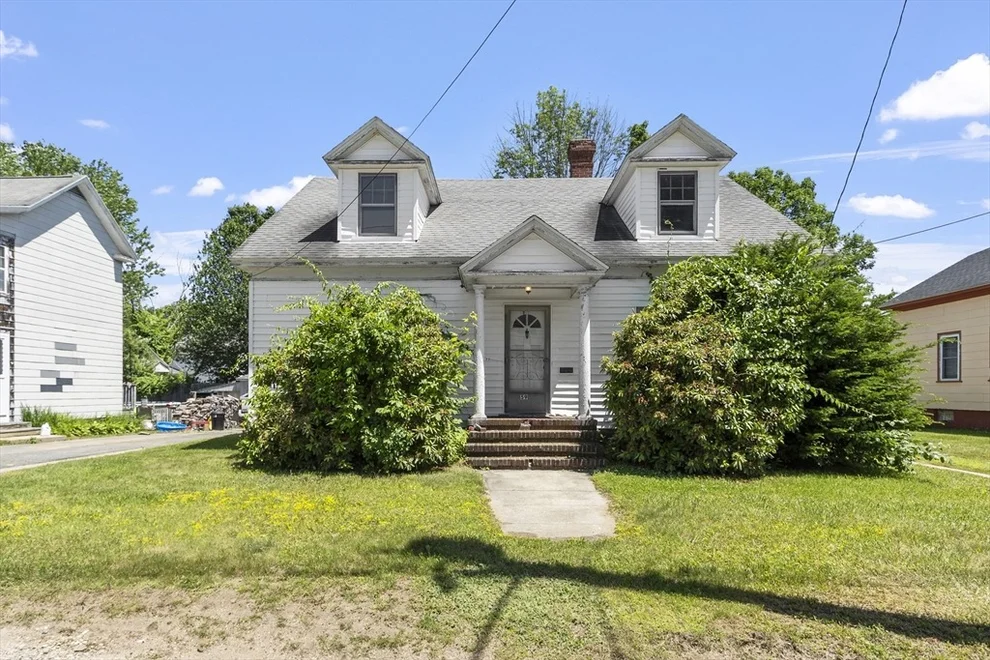 Unit for sale at 59 J St, Athol, MA 01331