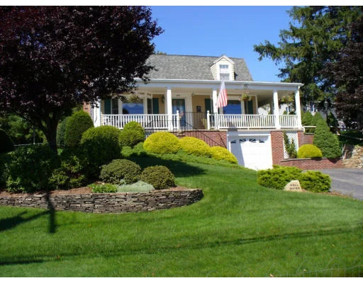 Unit for sale at 505 Middle St, Weymouth, MA 02189