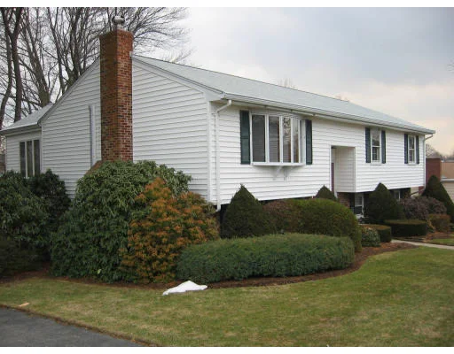 Unit for sale at 9 Eastern Avenue, Stoneham, MA 02180