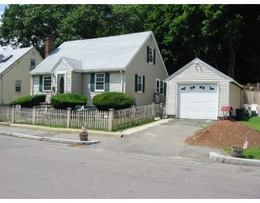 Unit for sale at 50 Cliff Street, Malden, MA 02148