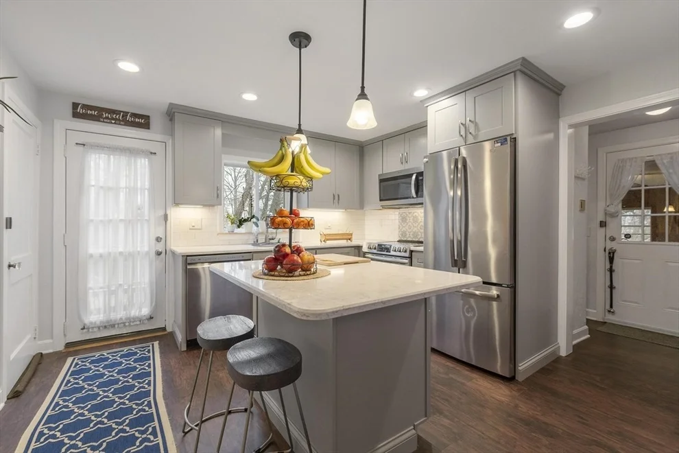 Unit for sale at 33 Eastford Rd, Auburn, MA 01501