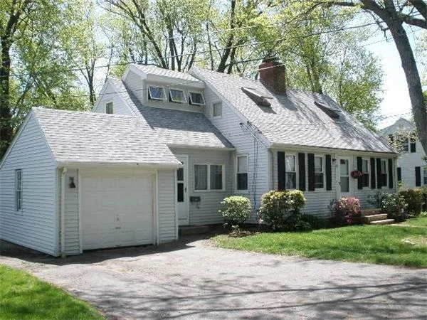 Unit for sale at 337 Elm Street, Braintree, MA 02184