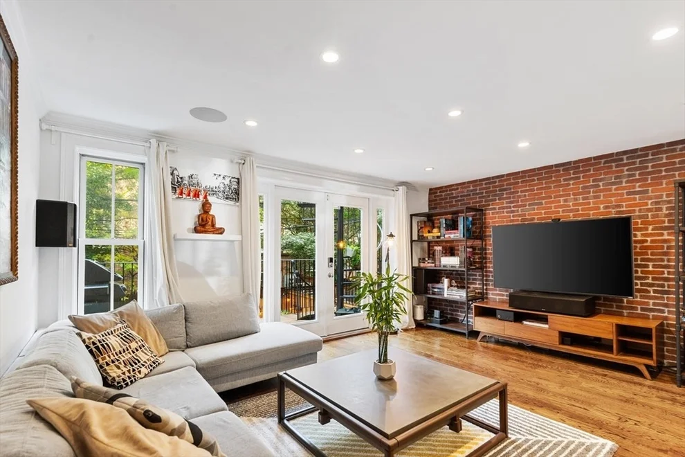 Unit for sale at 81 Appleton St, Boston, MA 02116