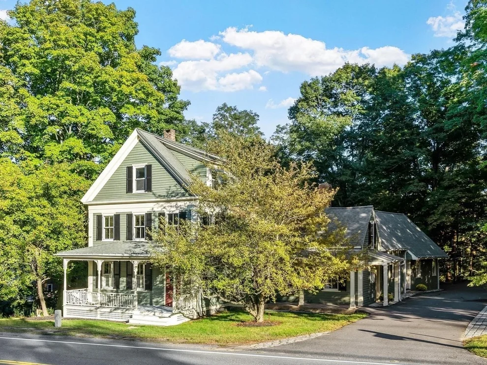 Unit for sale at 517 Main Street, Acton, MA 01720