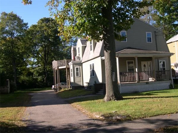 Unit for sale at 186 Auburn St, Newton, MA 02466