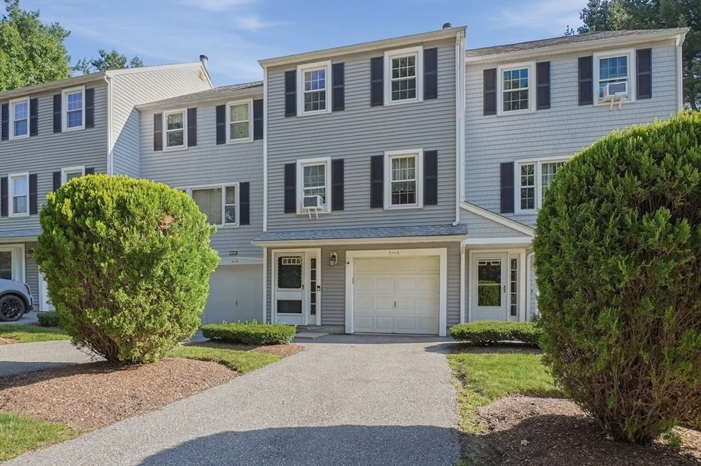 Unit for sale at 5 Tuck Farm Road, Auburn, MA 01501