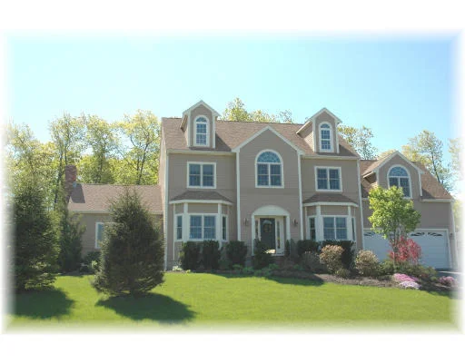 Unit for sale at 101 Autumn Circle, Holden, MA 01520