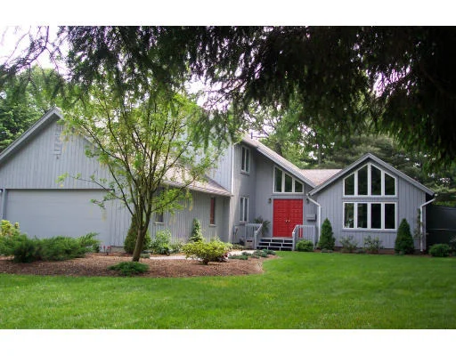 Unit for sale at 32 Leaview Drive, Westfield, MA 01085