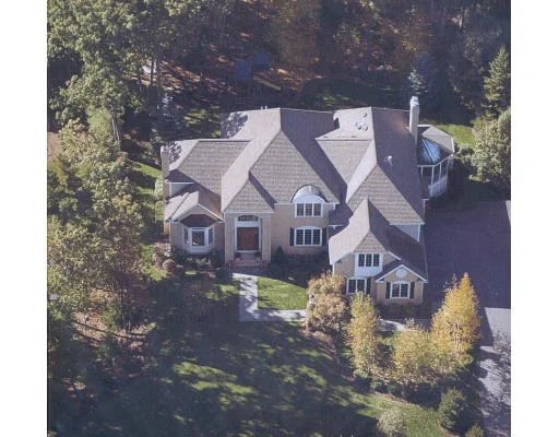 Unit for sale at 4 Cobblestone Place, Sudbury, MA 01776