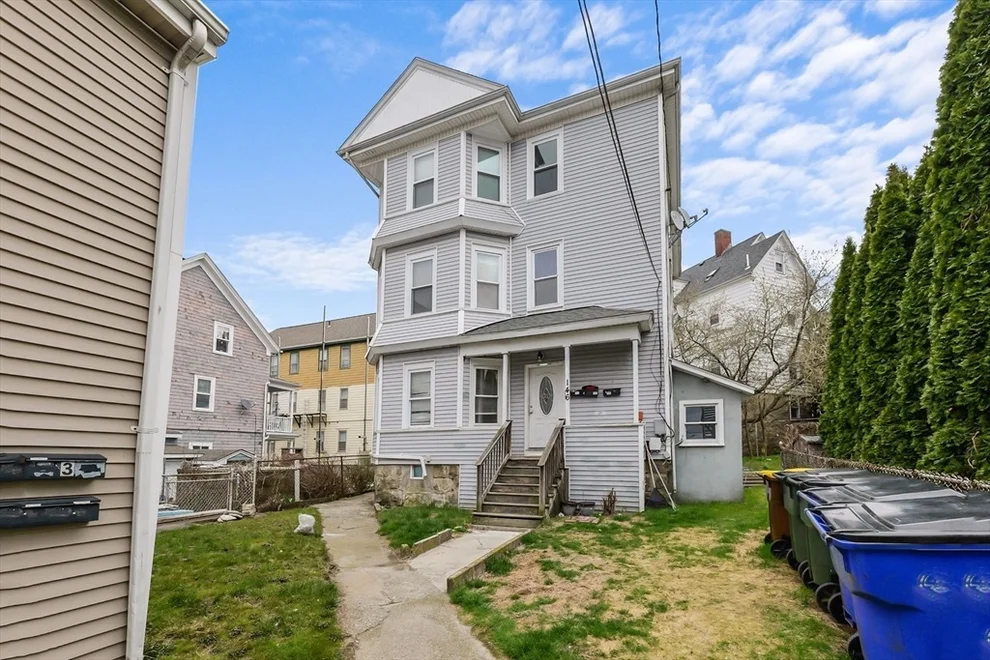 Unit for sale at 146 Hunter St, Fall River, MA 02721
