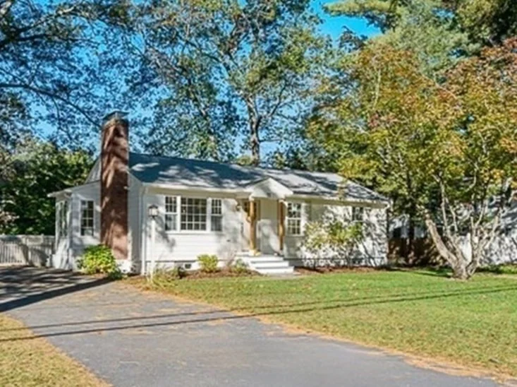 Unit for sale at 11 Great Lake Dr, Sudbury, MA 01776