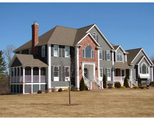 Unit for sale at 10 Glenore Circle, North Andover, MA 01845