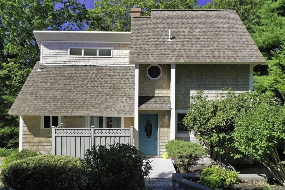 Unit for sale at 41 Halyard Ln, Mashpee, MA 02649