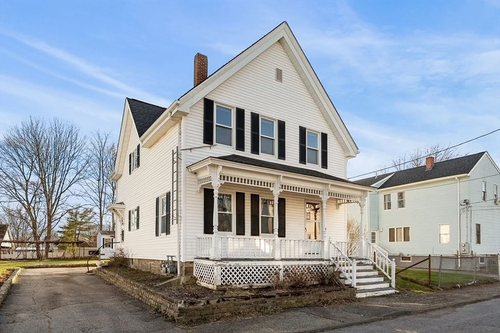 Unit for sale at 9 Blinns Ct, Taunton, MA 02780