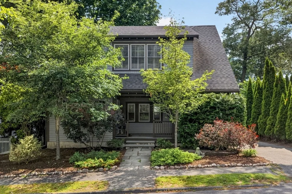 Unit for sale at 20 Hill Top Rd, Wellesley, MA 02482