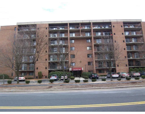Unit for sale at 289 Elm St, Medford, MA 02155