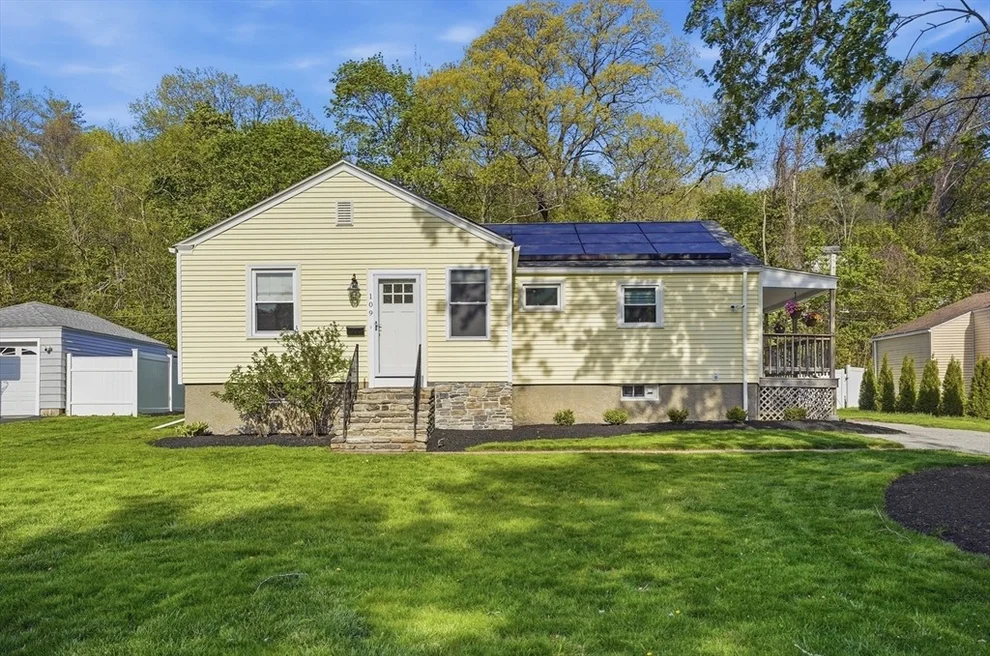 Unit for sale at 109 South Flagg Street, Worcester, MA 01609