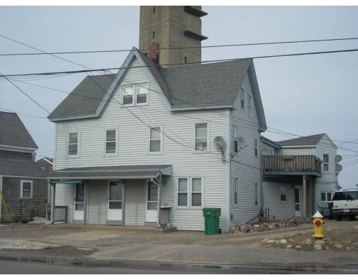 Unit for sale at 232 Ocean St, Marshfield, MA 02050