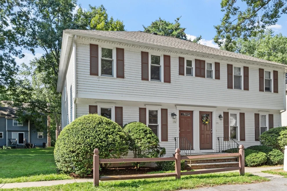 Unit for sale at 152 Wellman Ave., Chelmsford, MA 01863