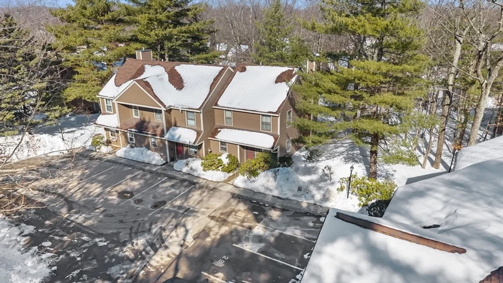 Unit for sale at 33 Mallard Dr, Fitchburg, MA 01420