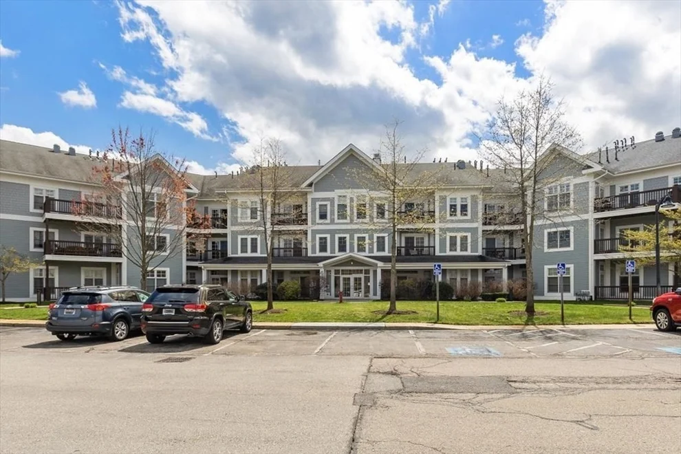 Unit for sale at 501 Commerce Drive, Braintree, MA 02184