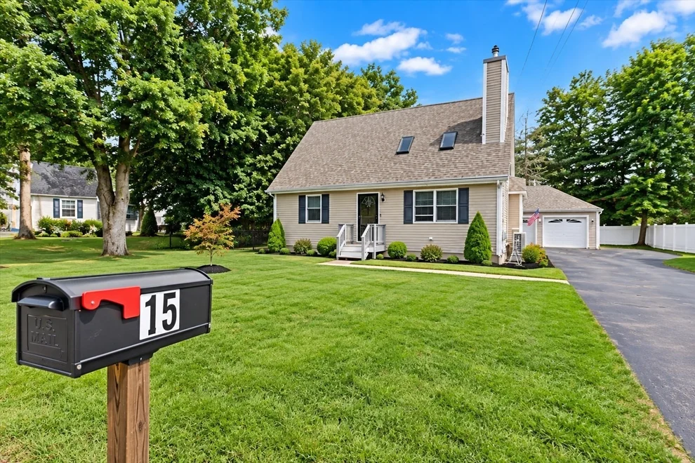 Unit for sale at 15 Crossman Ave, Attleboro, MA 02703