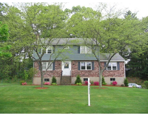 Unit for sale at 6 Tilton Lane, Andover, MA 01810