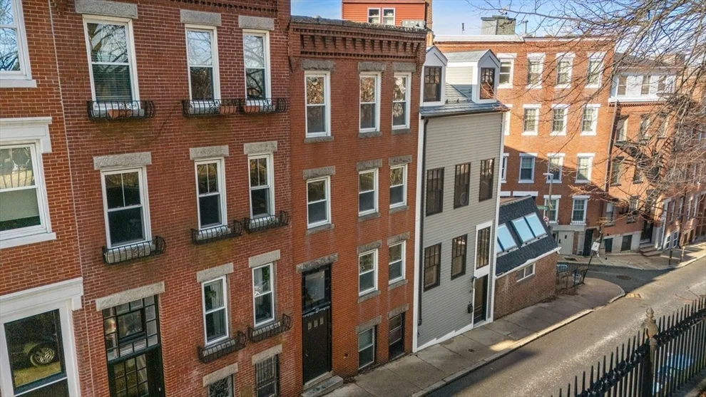 Unit for sale at 52 Snow Hill St, Boston, MA 02113