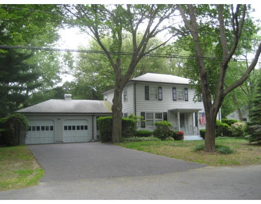 Unit for sale at 4 Wildflower Road, Barrington, RI 02806