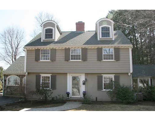 Unit for sale at 4 Worthen Rd, Winchester, MA 01890