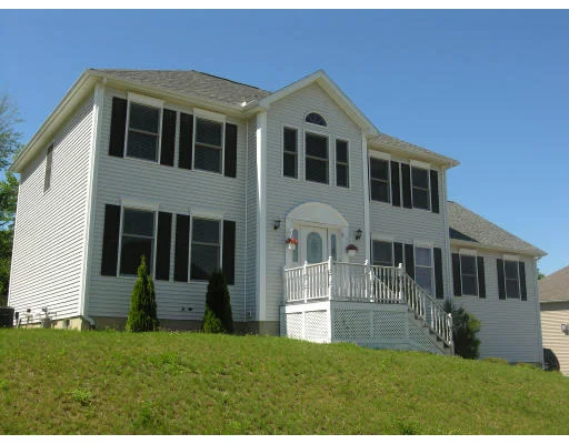 Unit for sale at 13 Magnavista Drive, Haverhill, MA 01830