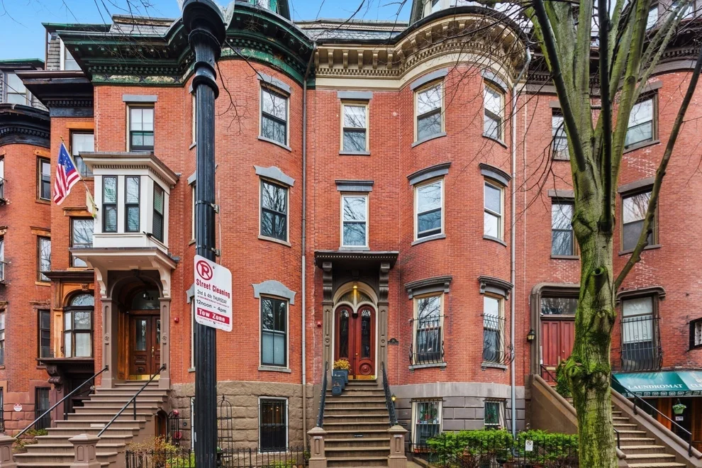 Unit for sale at 36 Worcester Sq, Boston, MA 02118