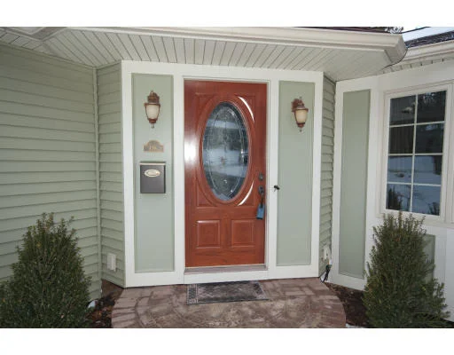Unit for sale at 118 Warwick Avenue, Waltham, MA 02452