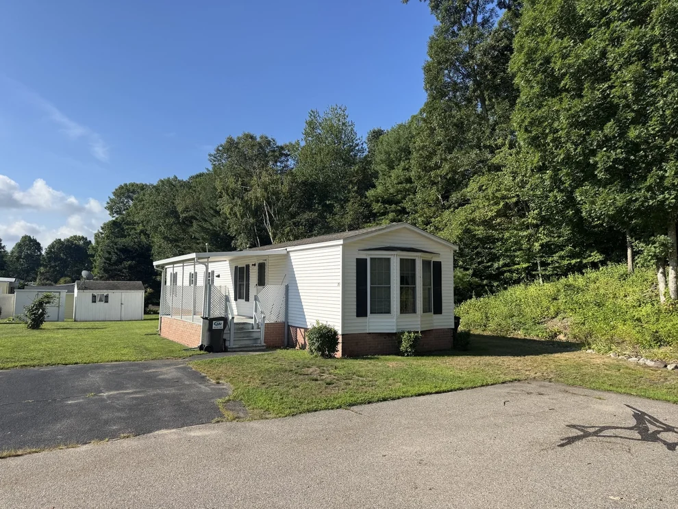 Unit for sale at 160 Washington Street, Plainville, MA 02762