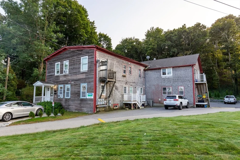 Unit for sale at 176 Court St, Plymouth, MA 02360